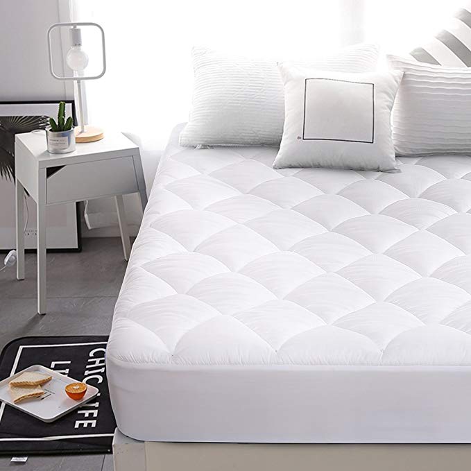 Abakan Superior Double-Sided Mattress Pad Cover， Stretches up to 8-21 Inches Deep， Down Alternative Quilted Cooling White Mattress Topper（Reversible，King）